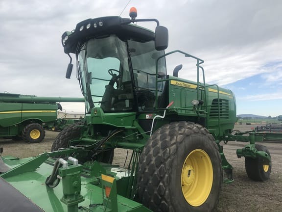 Main image John Deere W235