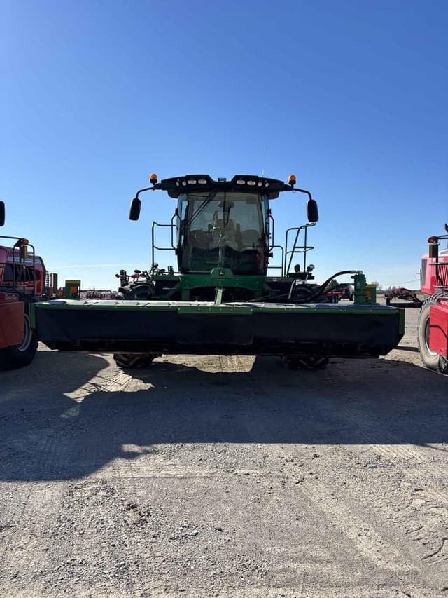 Image of John Deere W235 equipment image 2