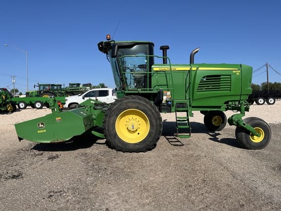 Image of John Deere W235 equipment image 1