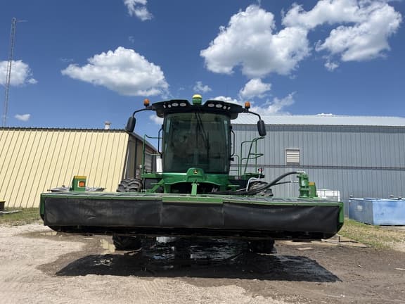 Image of John Deere W235 equipment image 1