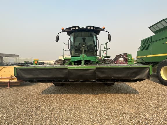 Image of John Deere W235 equipment image 1