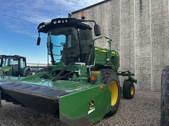 2020 John Deere W235 Equipment Image0