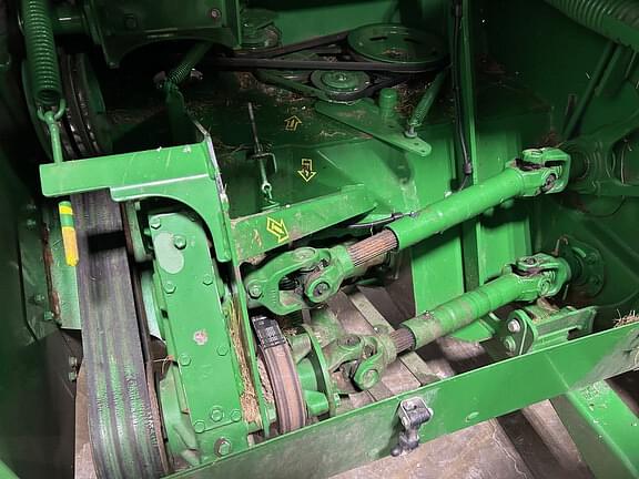 Image of John Deere W235 equipment image 3