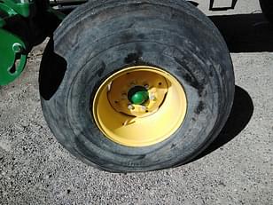 Main image John Deere W235 11