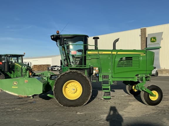 Image of John Deere W235 equipment image 1
