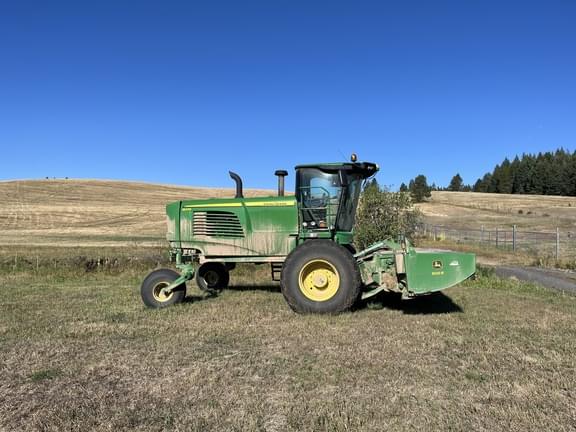 Image of John Deere W235 equipment image 2