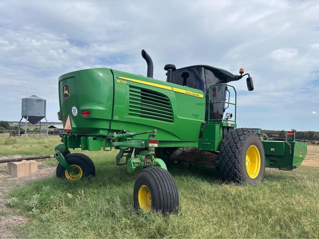 Image of John Deere W235 equipment image 1