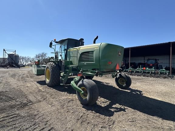 Image of John Deere W235 equipment image 2