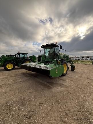 Image of John Deere W235 equipment image 3