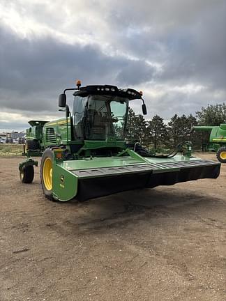 Image of John Deere W235 equipment image 1