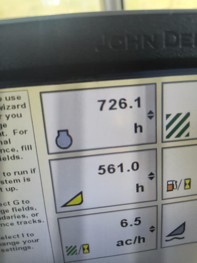 Image of John Deere W235 equipment image 4