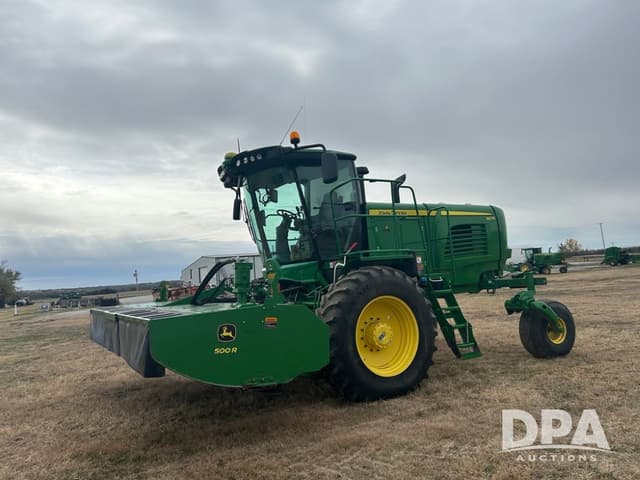 Image of John Deere W235 equipment image 1