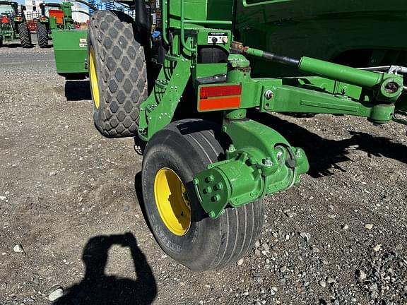 Image of John Deere W260 equipment image 4