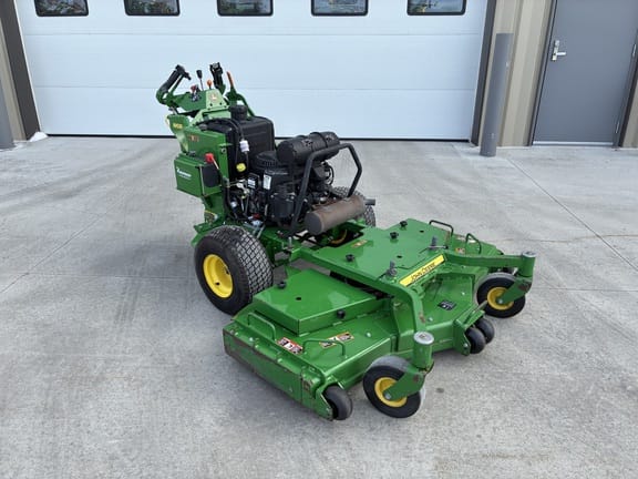 Main image John Deere W61R