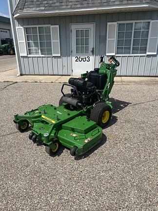 Image of John Deere W61R equipment image 1