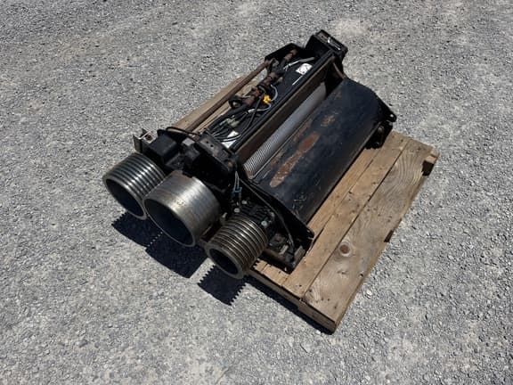 Image of John Deere Undetermined equipment image 2