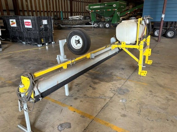 GrassWorks Manufacturing WWF20 Equipment Image0