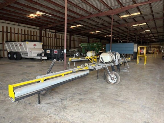 GrassWorks Manufacturing WWF40 Equipment Image0