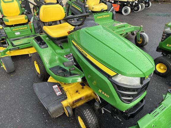 2020 John Deere X330 Equipment Image0