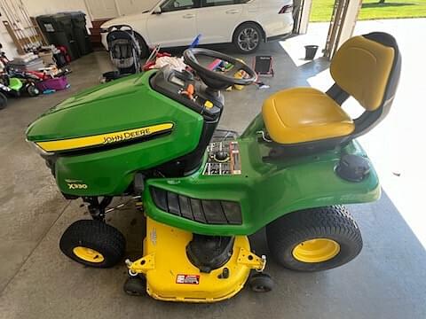 Image of John Deere X330 equipment image 2