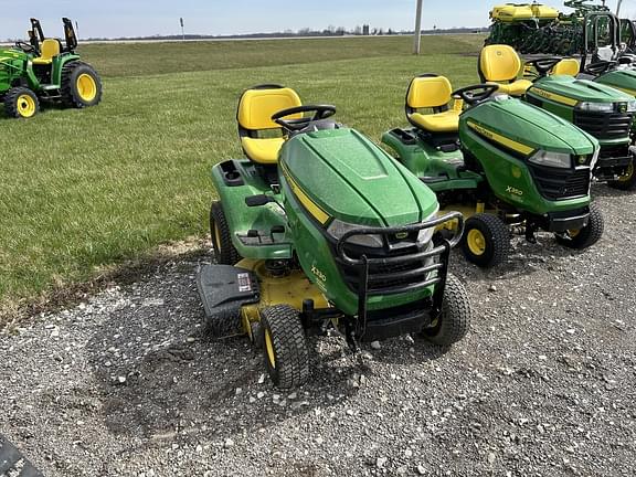 Image of John Deere X330 equipment image 2