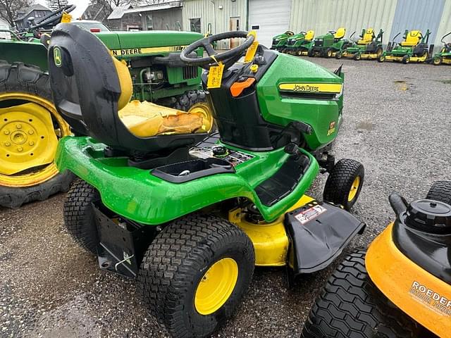 Image of John Deere X330 equipment image 2