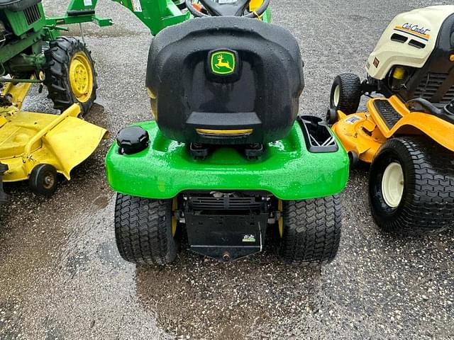 Image of John Deere X330 equipment image 4