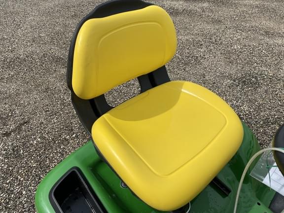 Image of John Deere X350 equipment image 4