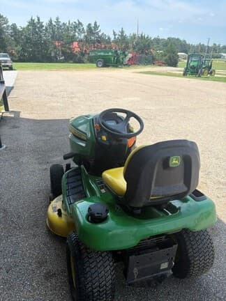 Image of John Deere X350 equipment image 2