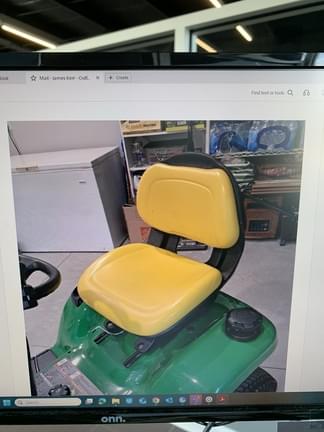 Image of John Deere X350 equipment image 4