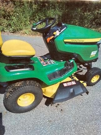 Image of John Deere X350 equipment image 3