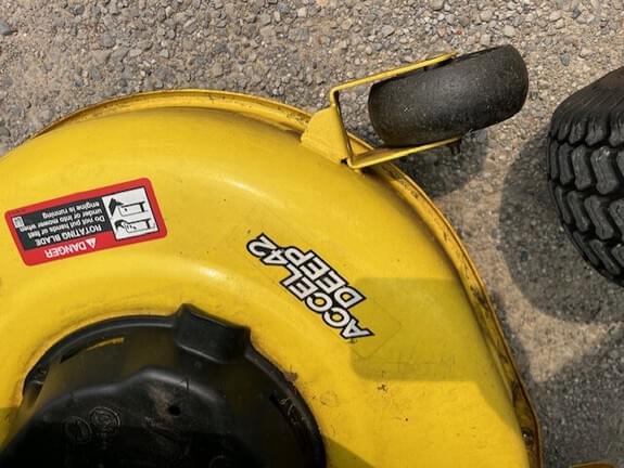 Image of John Deere X350 equipment image 4