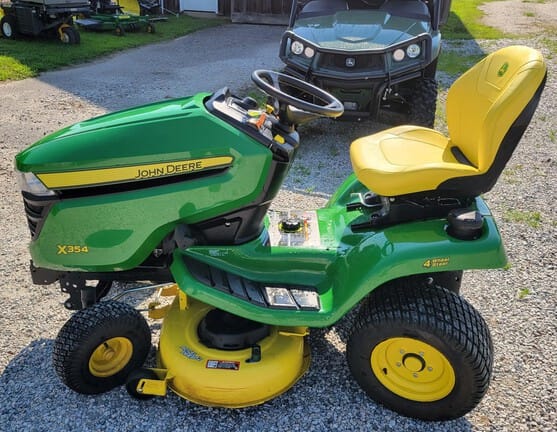 Main image John Deere X354