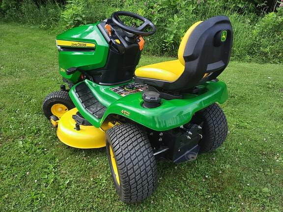 Image of John Deere X354 equipment image 3