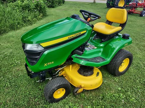 Image of John Deere X354 equipment image 1