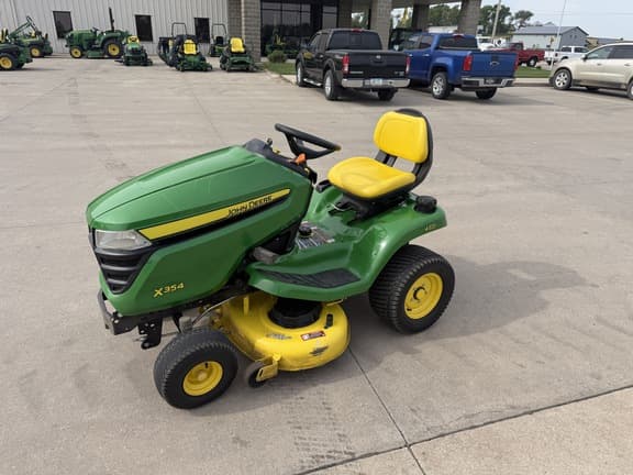 Image of John Deere X354 equipment image 2