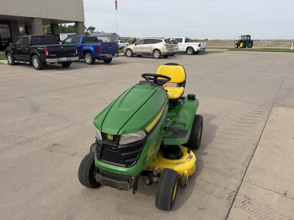 Image of John Deere X354 equipment image 4