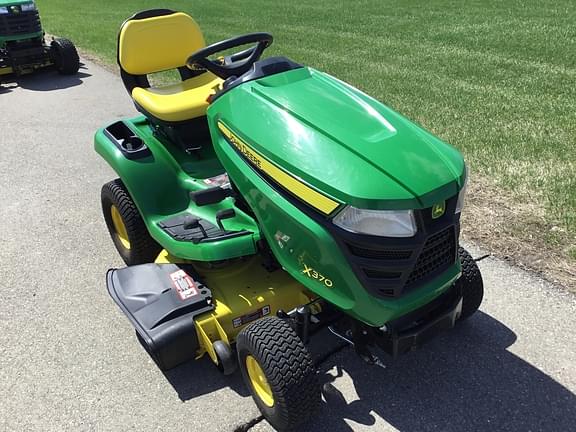 Image of John Deere X370 Primary image