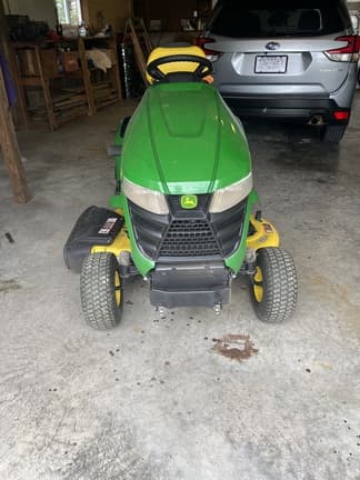 Image of John Deere X370 equipment image 1