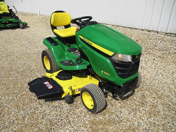 Image of John Deere X380 equipment image 1