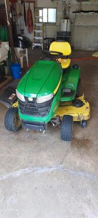 Image of John Deere X380 equipment image 1