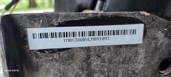 Image of John Deere X380 equipment image 4