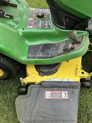 Image of John Deere X380 equipment image 2