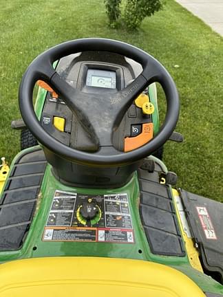 Image of John Deere X380 equipment image 1