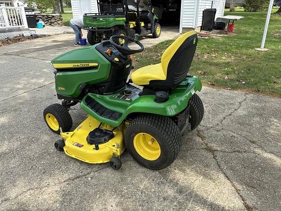 Image of John Deere X380 equipment image 4
