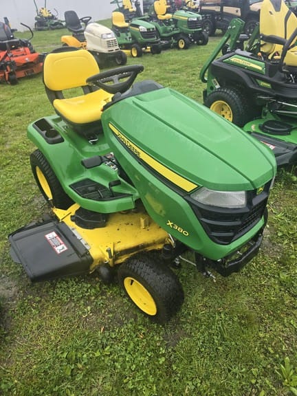 2020 John Deere X380 Equipment Image0