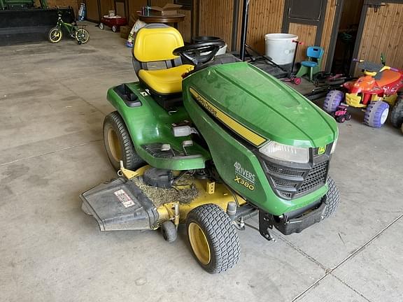 Image of John Deere X380 equipment image 3