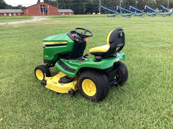 Image of John Deere X380 equipment image 4