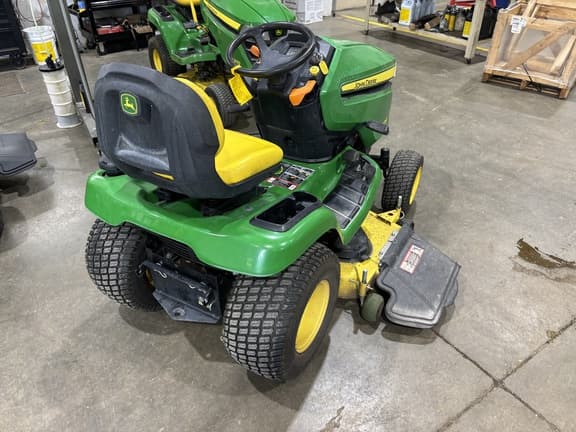 Image of John Deere X380 equipment image 3