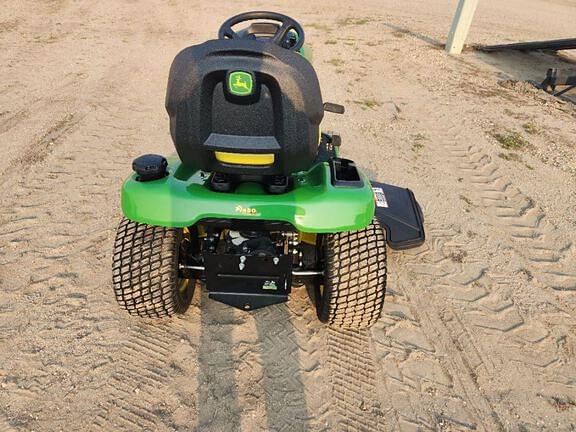 Image of John Deere X384 equipment image 3